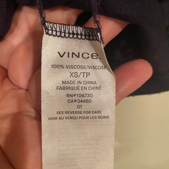 Vince slouchy supersoft oversized navy tee shirt women’s size xs - Picture 3 of 6